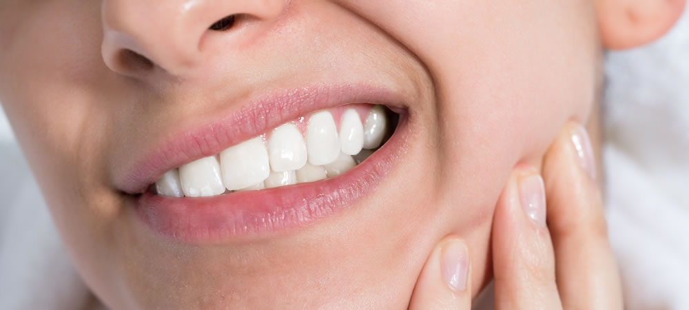 歯ぎしりによって生じる問題と治療法について